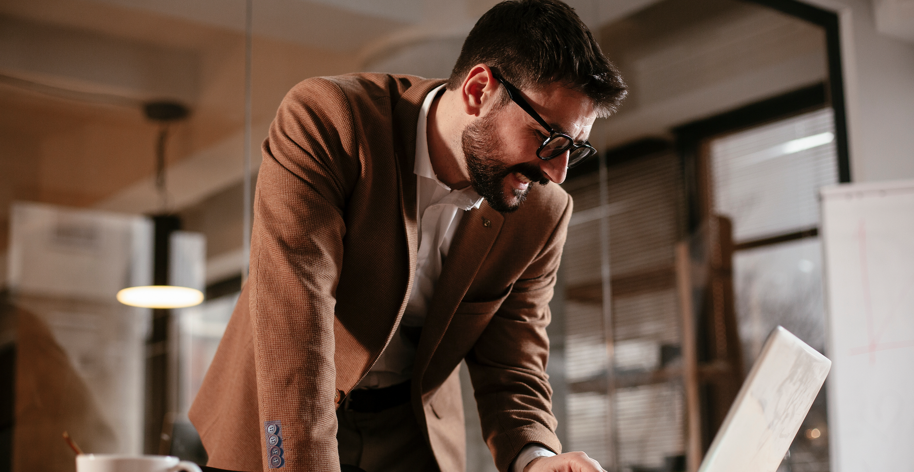 5 Tips on How To Maximize Your LinkedIn Impact With Institutional Investors