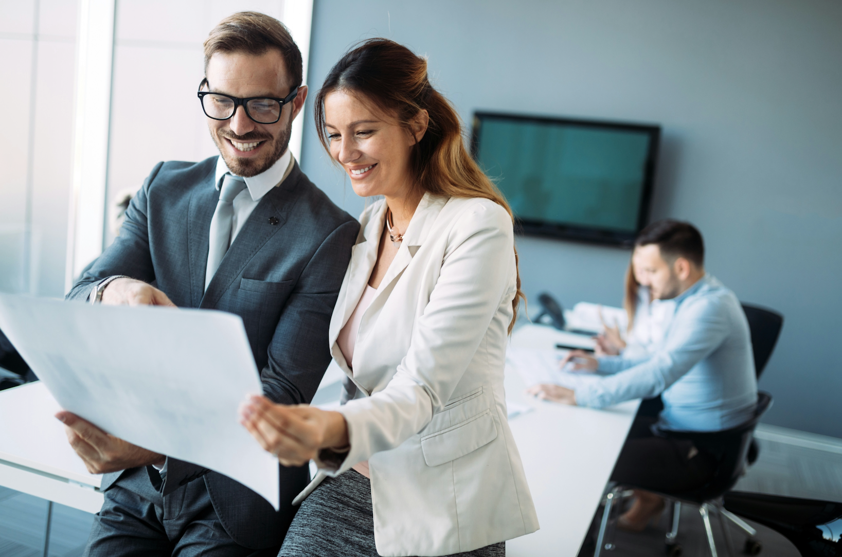 Stop Pitching and Start Guiding: Transform Your Advisory Practice