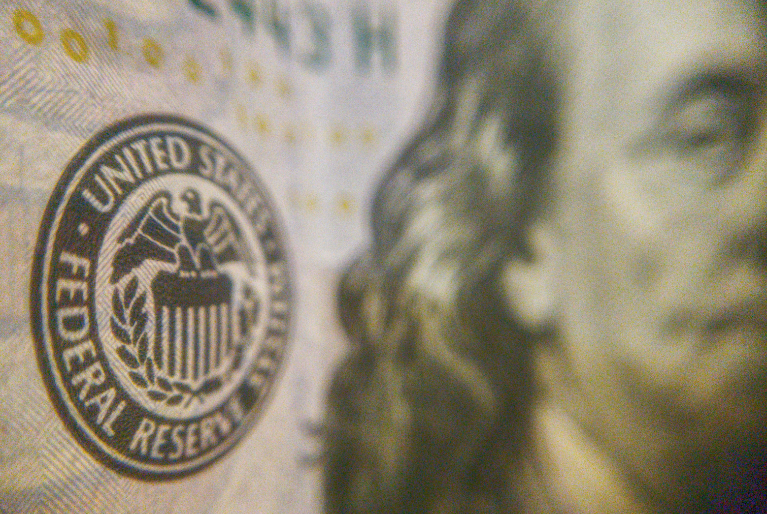 TLT Poised for Breakout as Bond Yields Hint at Major Shift