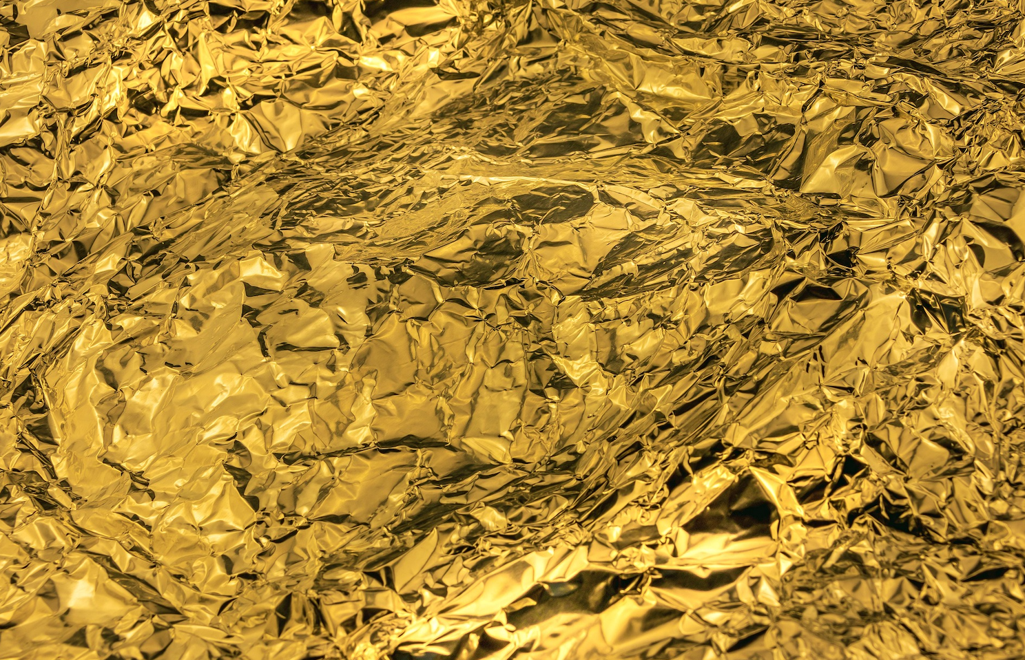 The Breakout That Isn’t: What Gold’s Resistance Test Signals for Precious Metals and Crypto