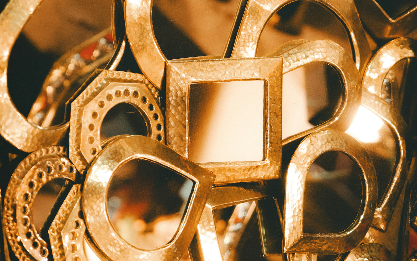 Gold’s Third Fibonacci Retest Mirrors 2012 — Silver Divergence and Bitcoin Warning
