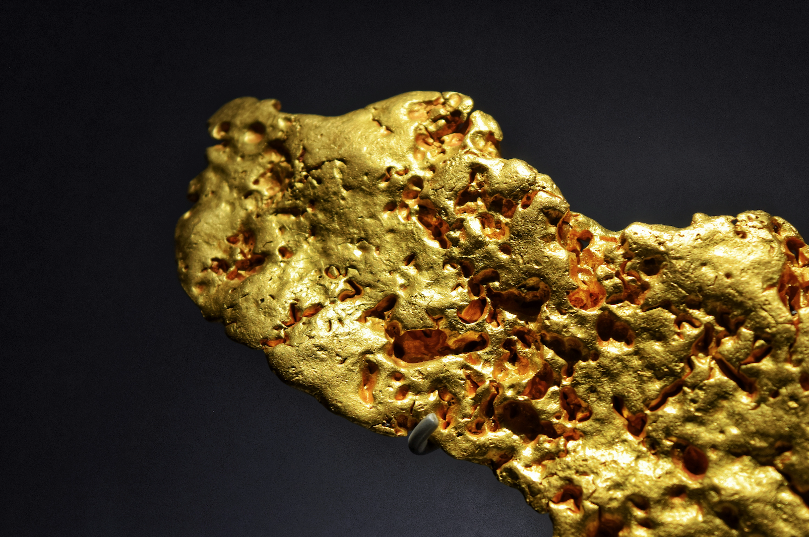 Gold at the Edge: Why a Decade-Old Fibonacci Arc Just Flashed a Warning Signal