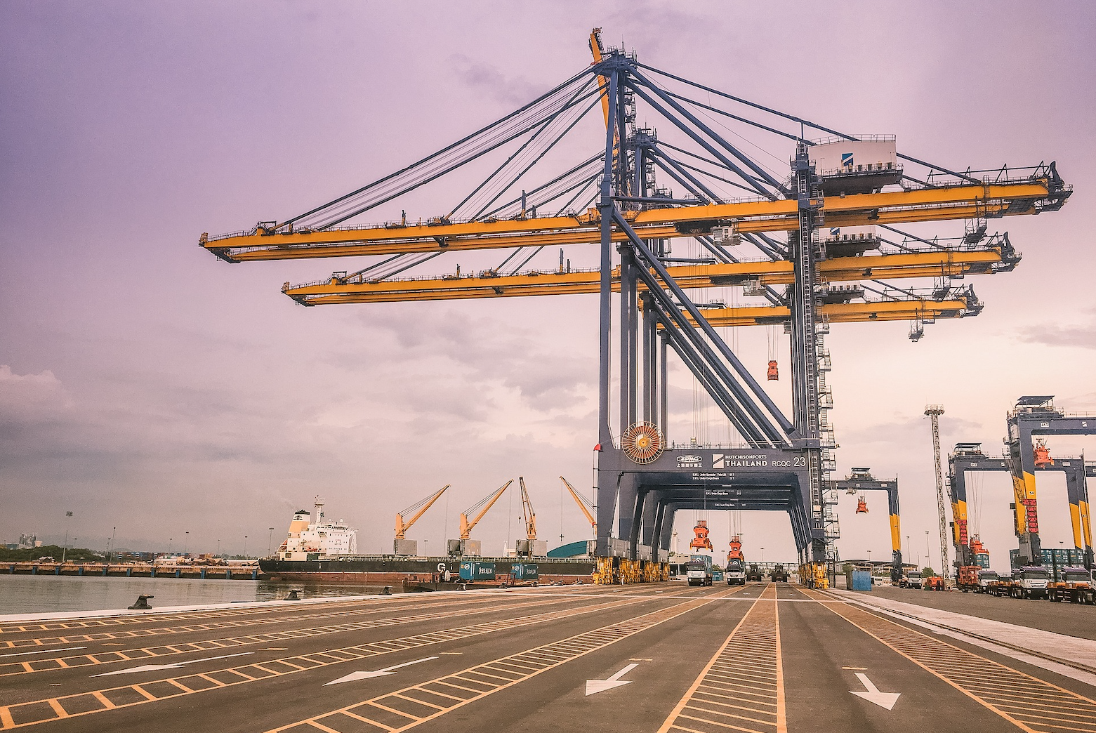 Trump Tariffs Choke U.S. Ports: What Investors Need to Know