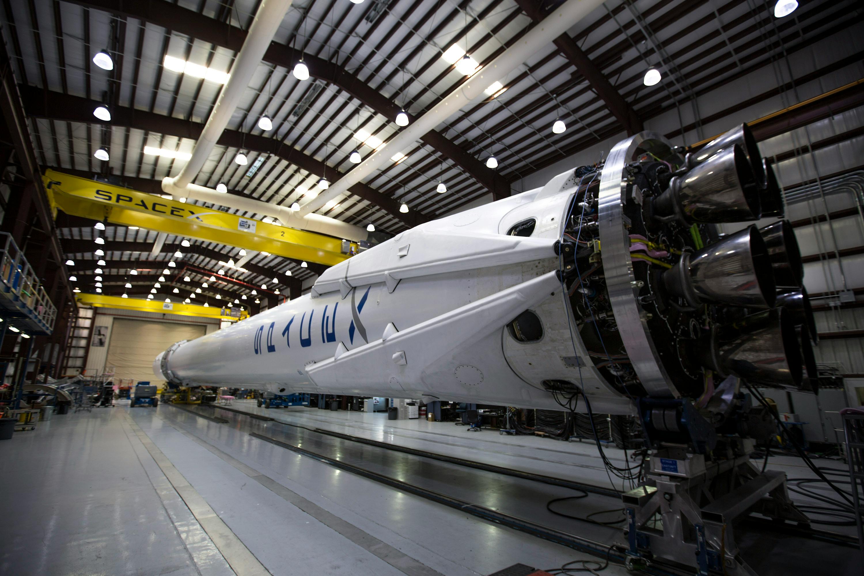 SpaceX IPO Is Coming: Smart Money Isn’t Buying on Day One
