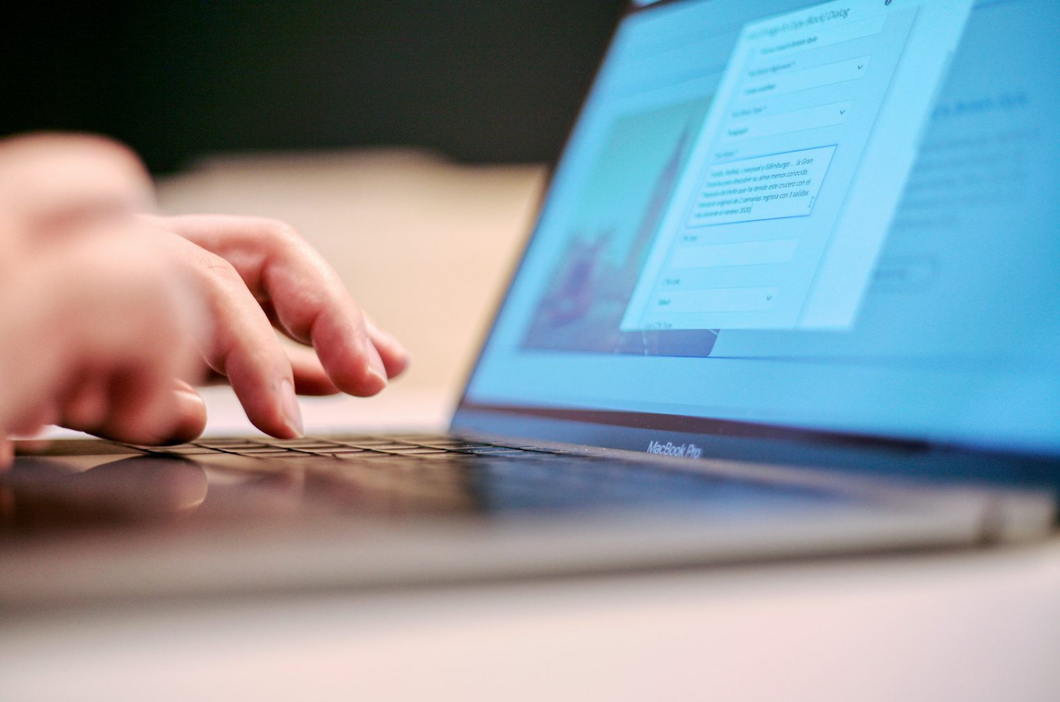 Your Exit Multiple Needs Curb Appeal: How Brand ‘Staging’ Helps Advisors Sell for a Premium