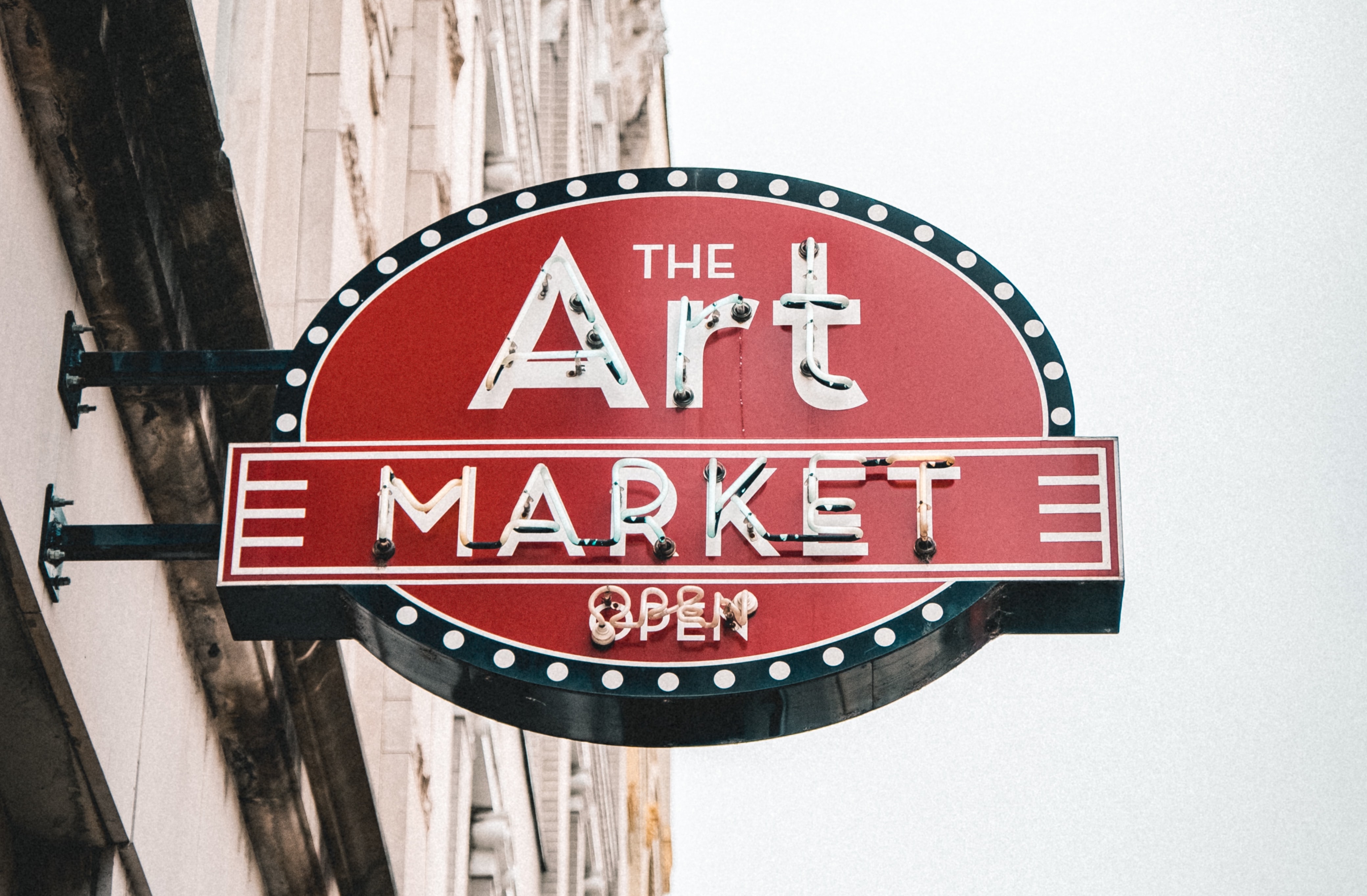 Financial Advisor Logos: Our Top 7 Favorite Logos + 10 Ways to Improve Yours