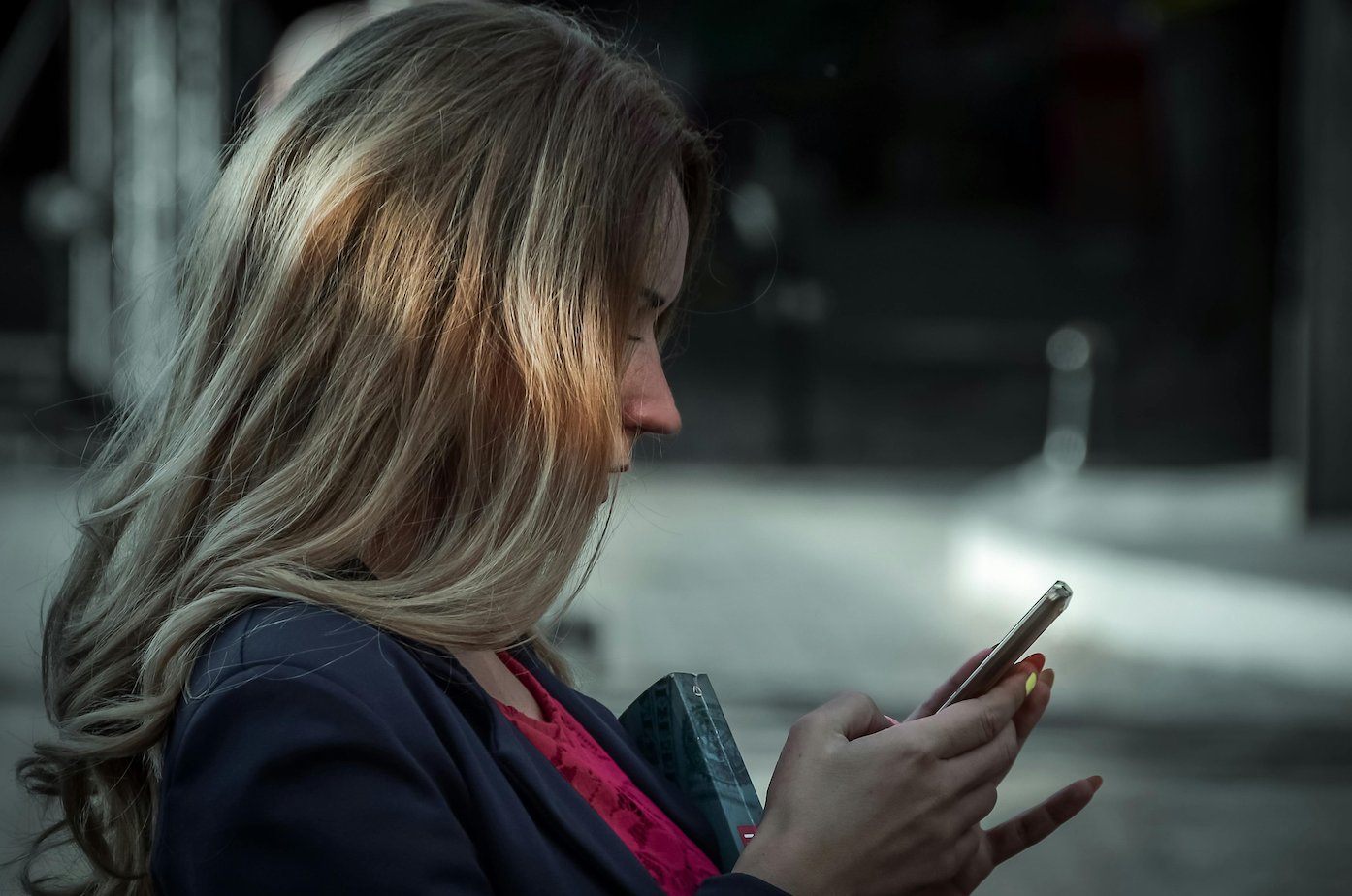 8 Ways Texting Can Boost Your Efficiency as a Financial Advisor