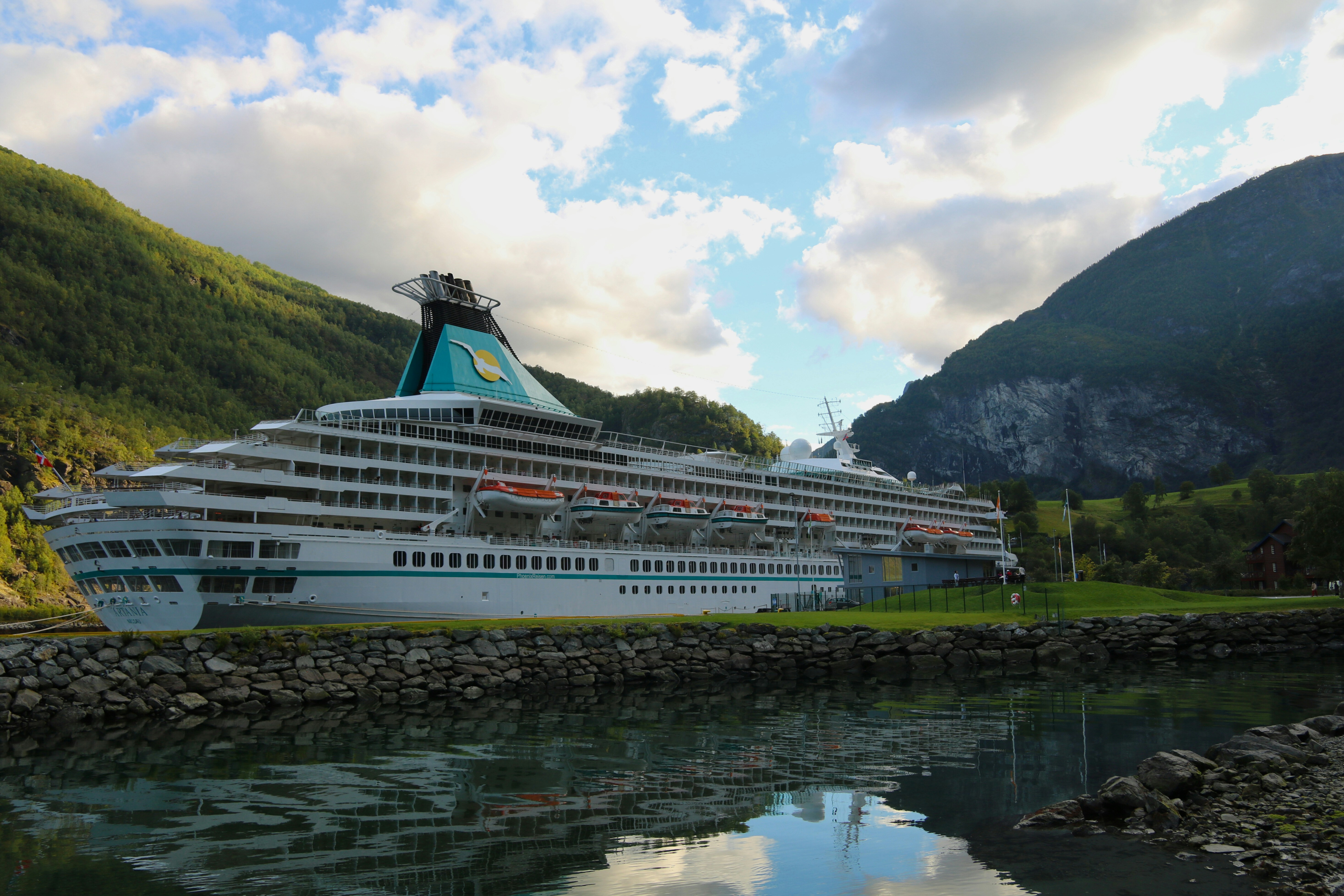 Retirement Travel Done Right: Balance, Budget, and Better Experiences