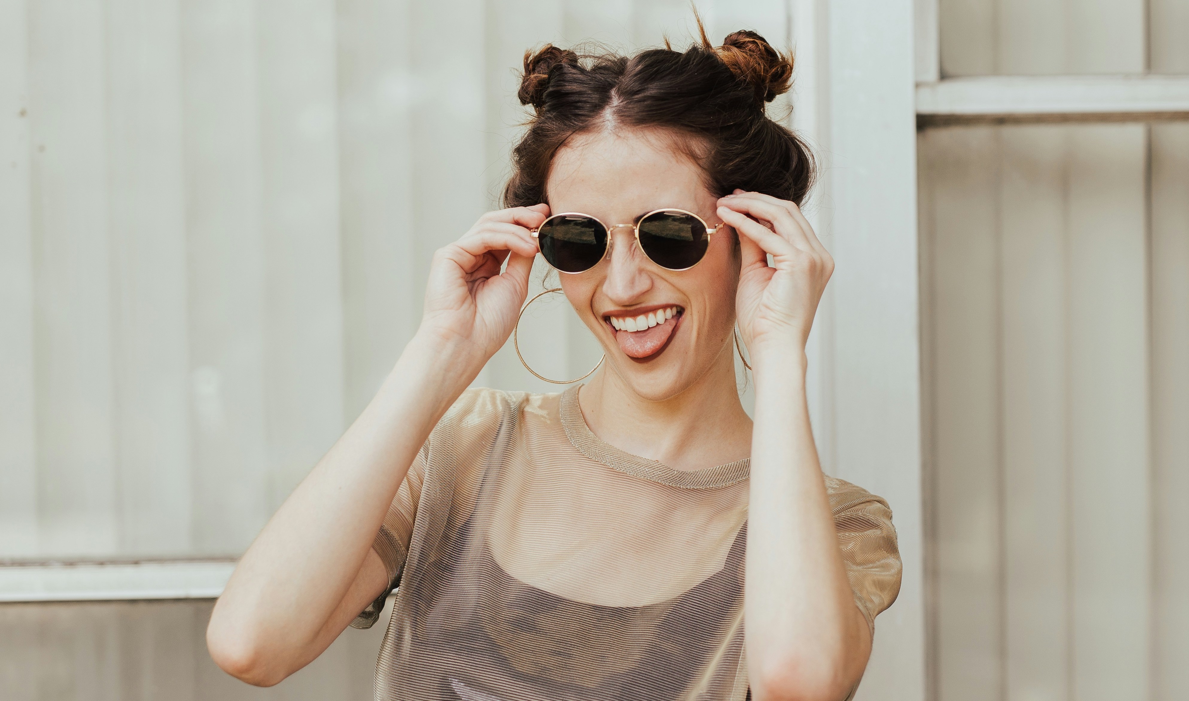 People Don’t Buy Services—They Buy How You Make Them Feel