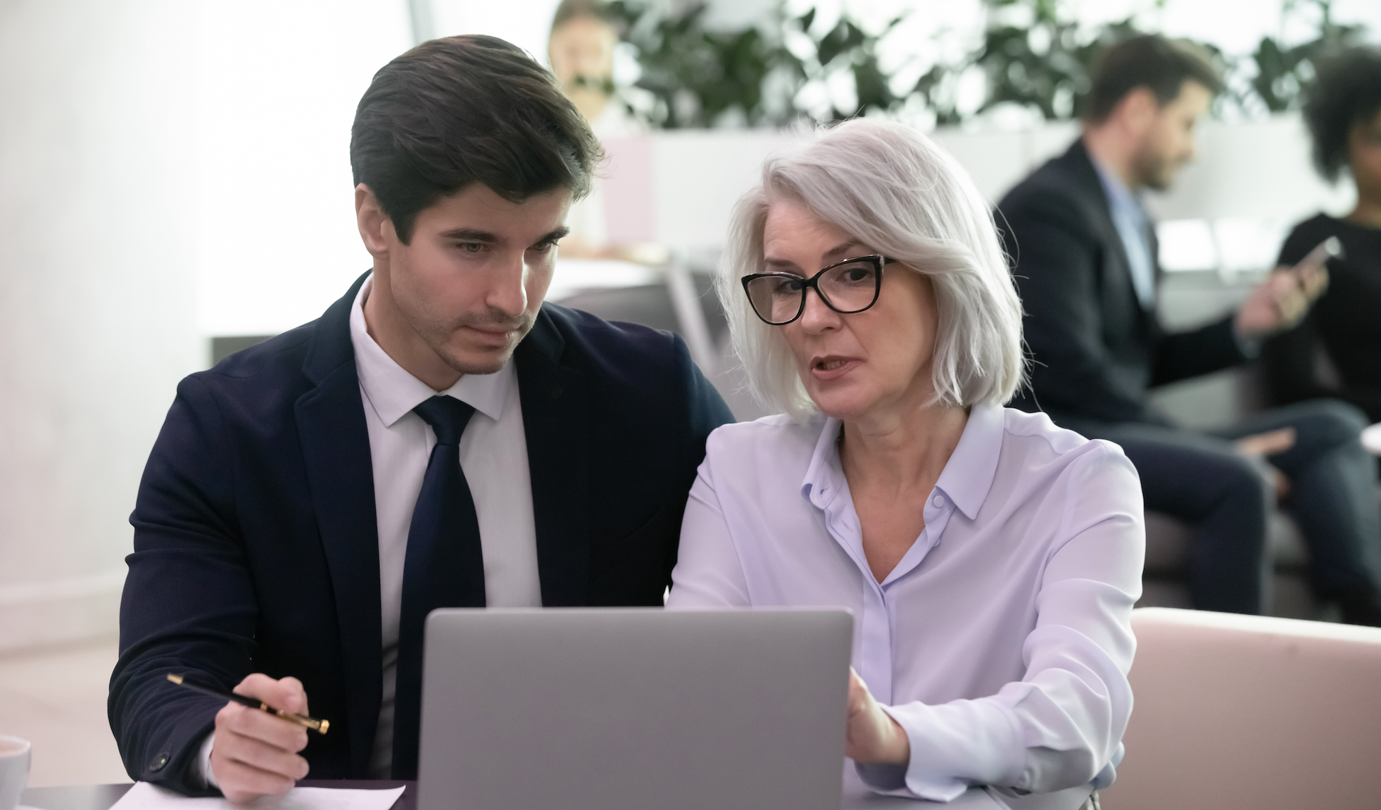 How to Buffer Retirement Portfolios in Tumultuous Times