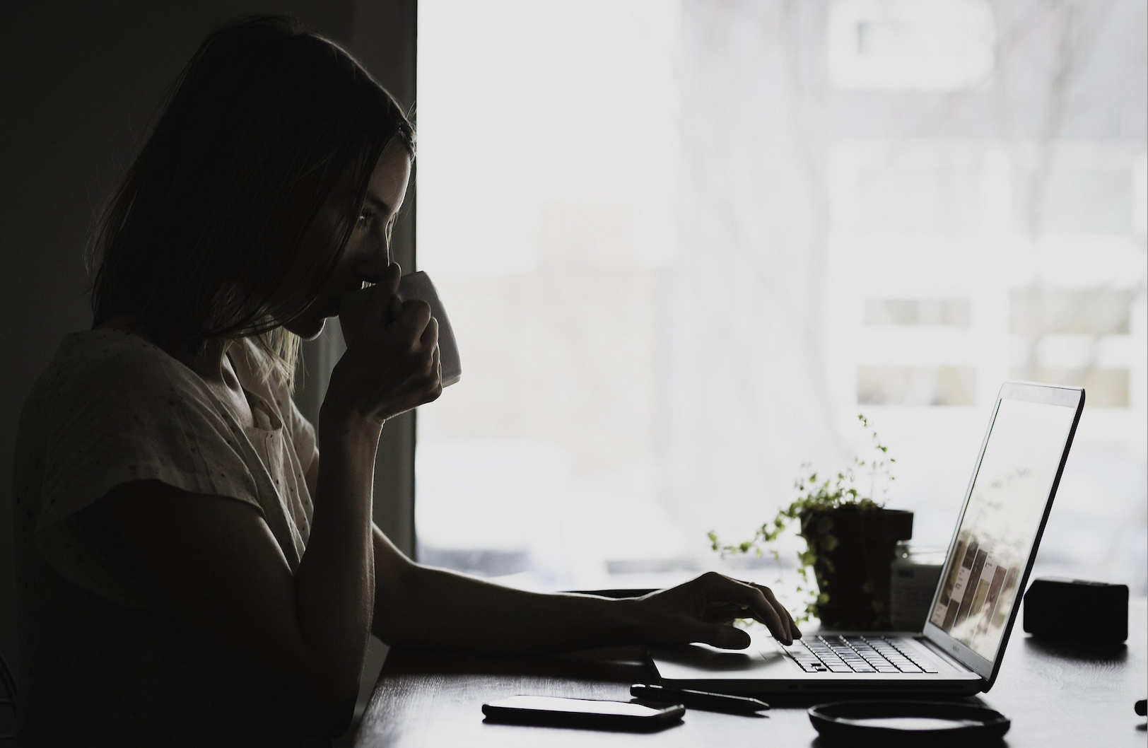 Want More Media Coverage, Clients, and Credibility? Start With Thought Leadership Research