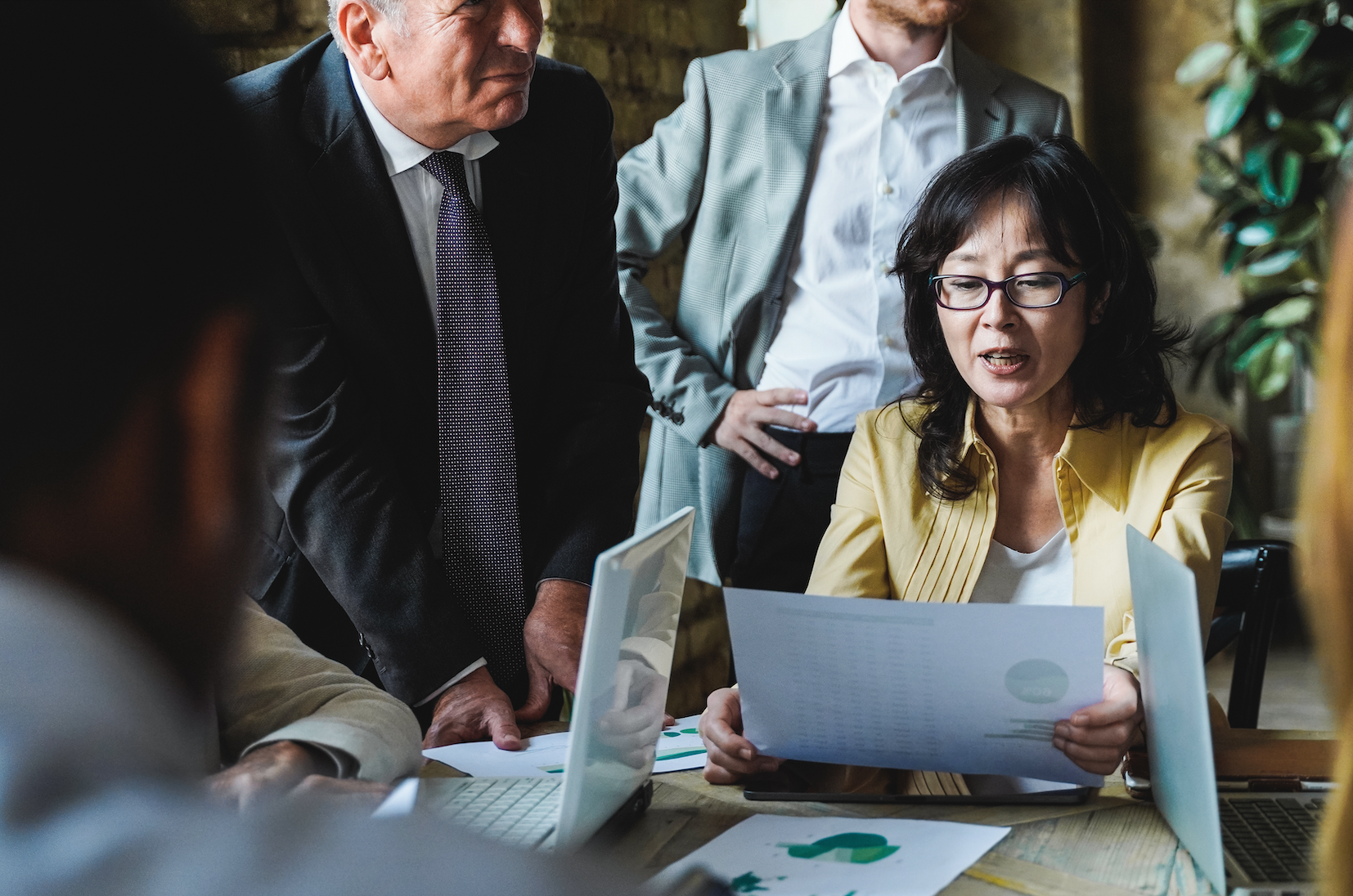 Countering Recency Bias in Portfolio Discussions