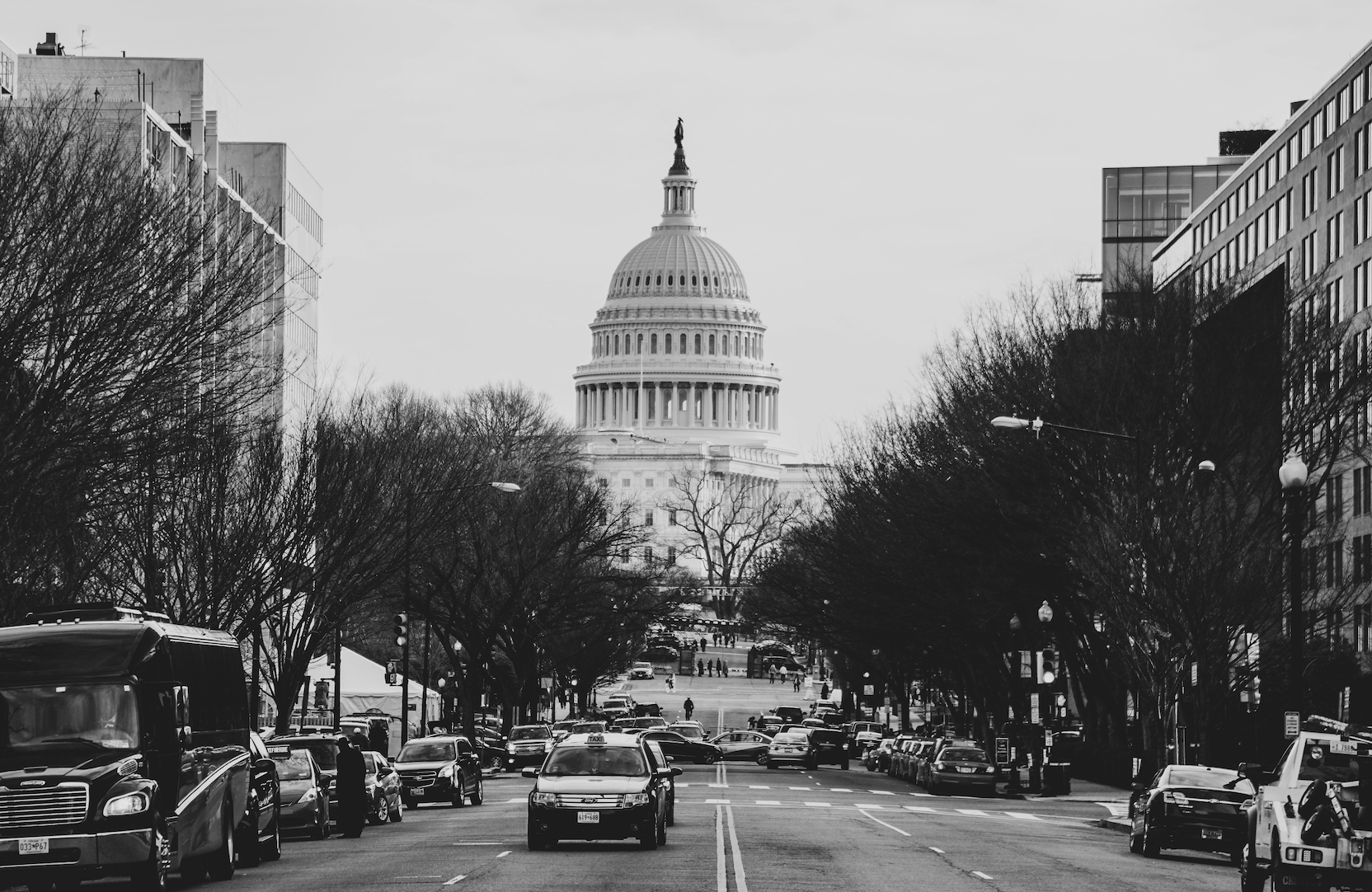 Shutdown Showdown: How a Government Stalemate Could Hit Stocks, Bonds, and Confidence
