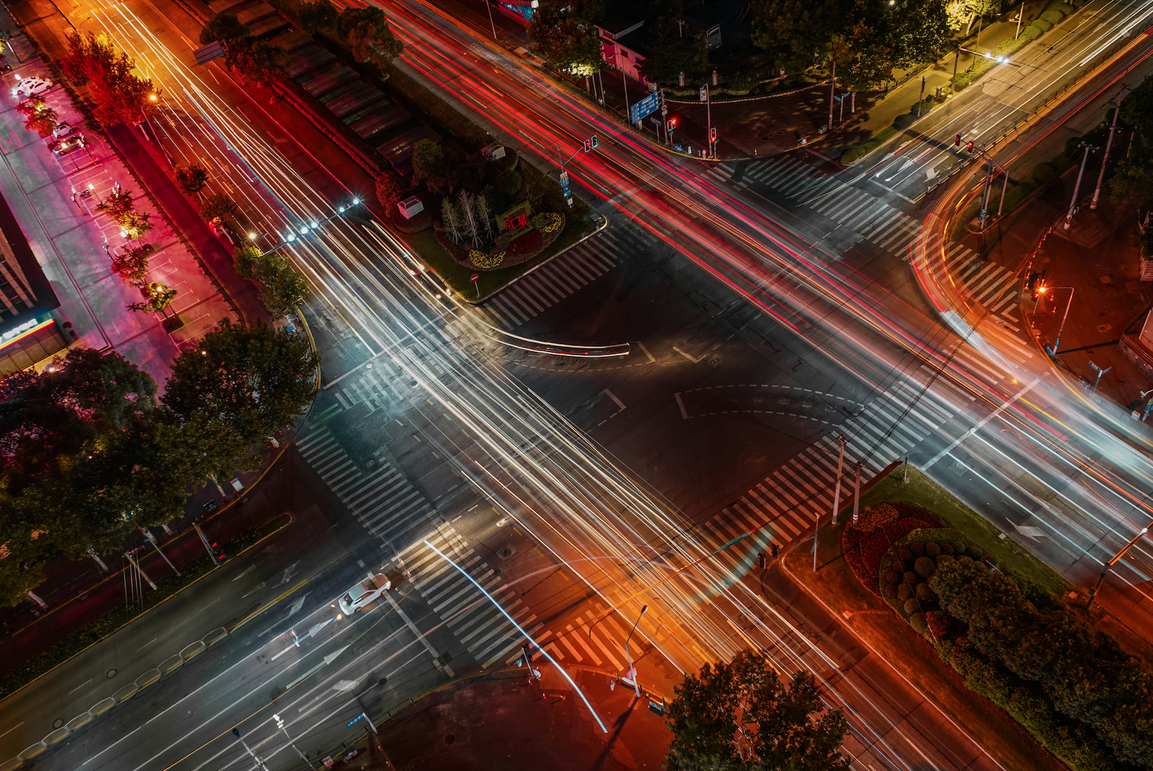The Bull vs. Bear Crossroads: How to Read the Market’s Next Big Shift