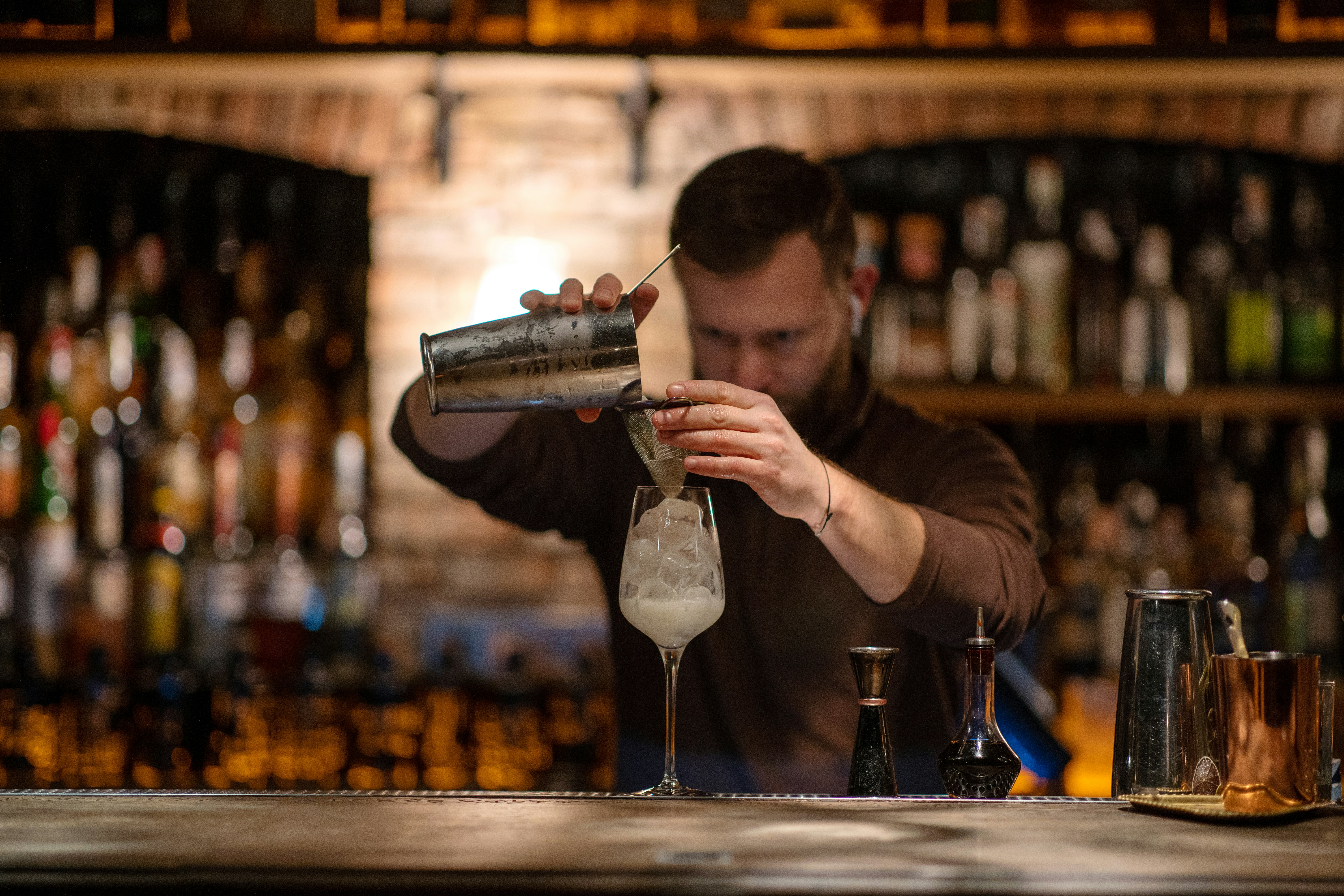 The Bartender: An Essential Friend for a Financial Advisor