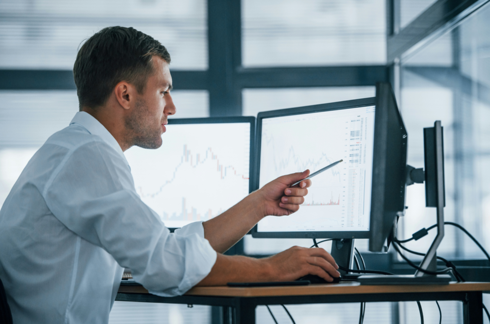 Trading ETFs the Smart Way: When Limit Orders Beat Market Orders