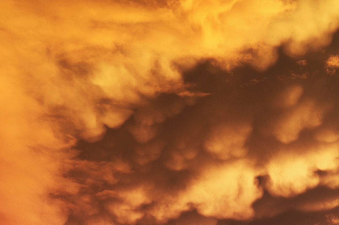 Investor Caution: Analyzing Valuation Metrics and Volatility Signals