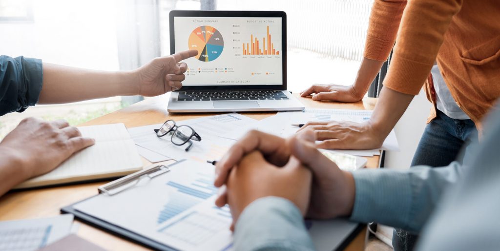 how sales and marketing work together