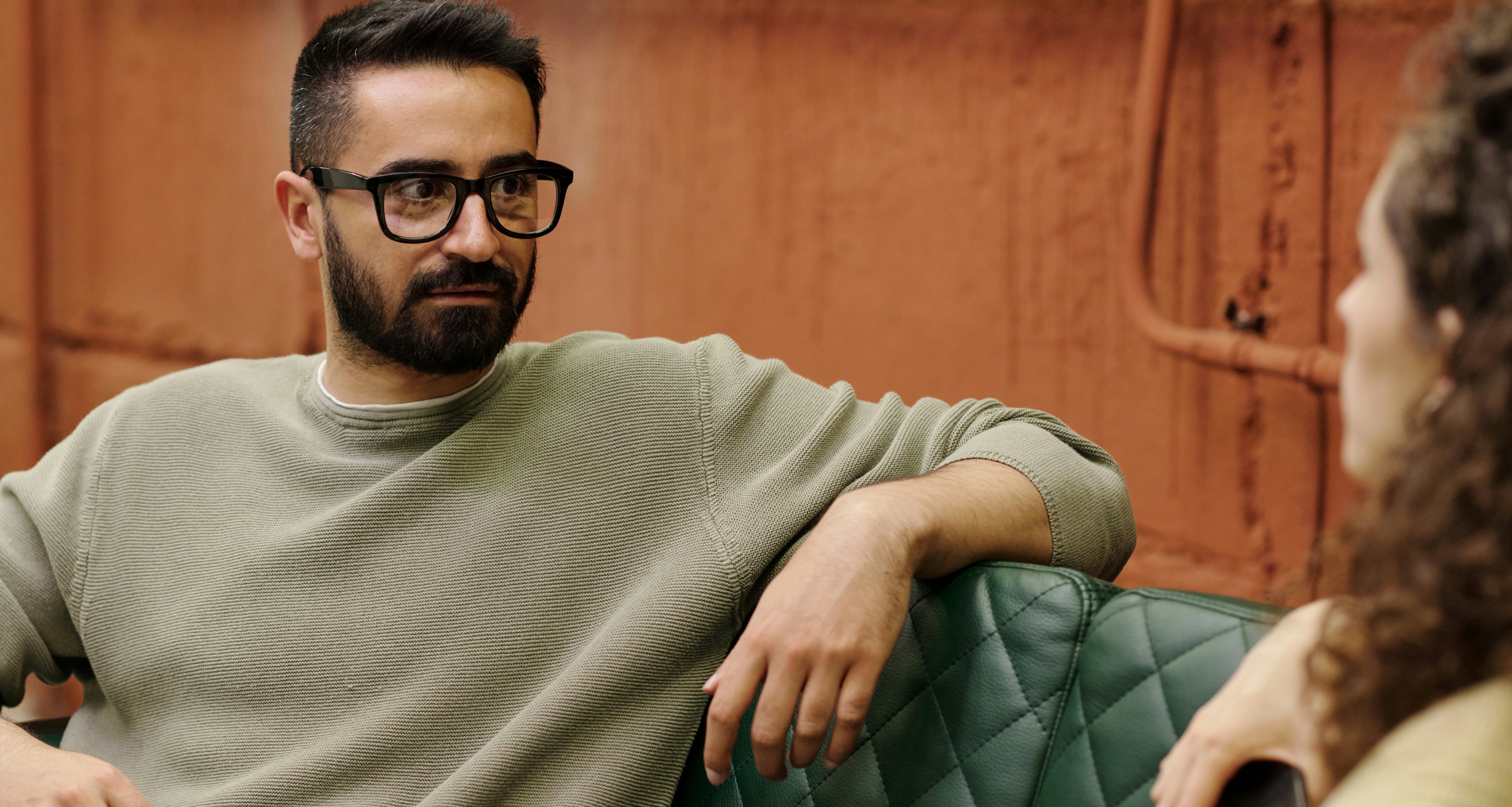 Why the Best Conversations Feel Uneventful