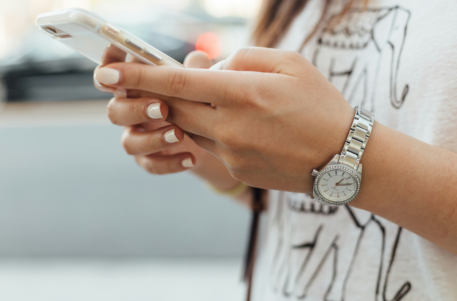 How To Build Social Media Momentum by Inviting Personal Connections
