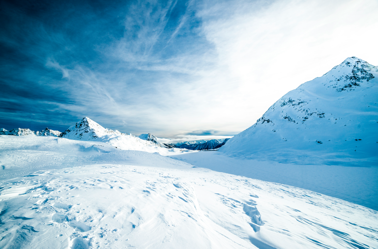 The Arctic's Rising Influence: Transforming Global Trade and Defense Strategies