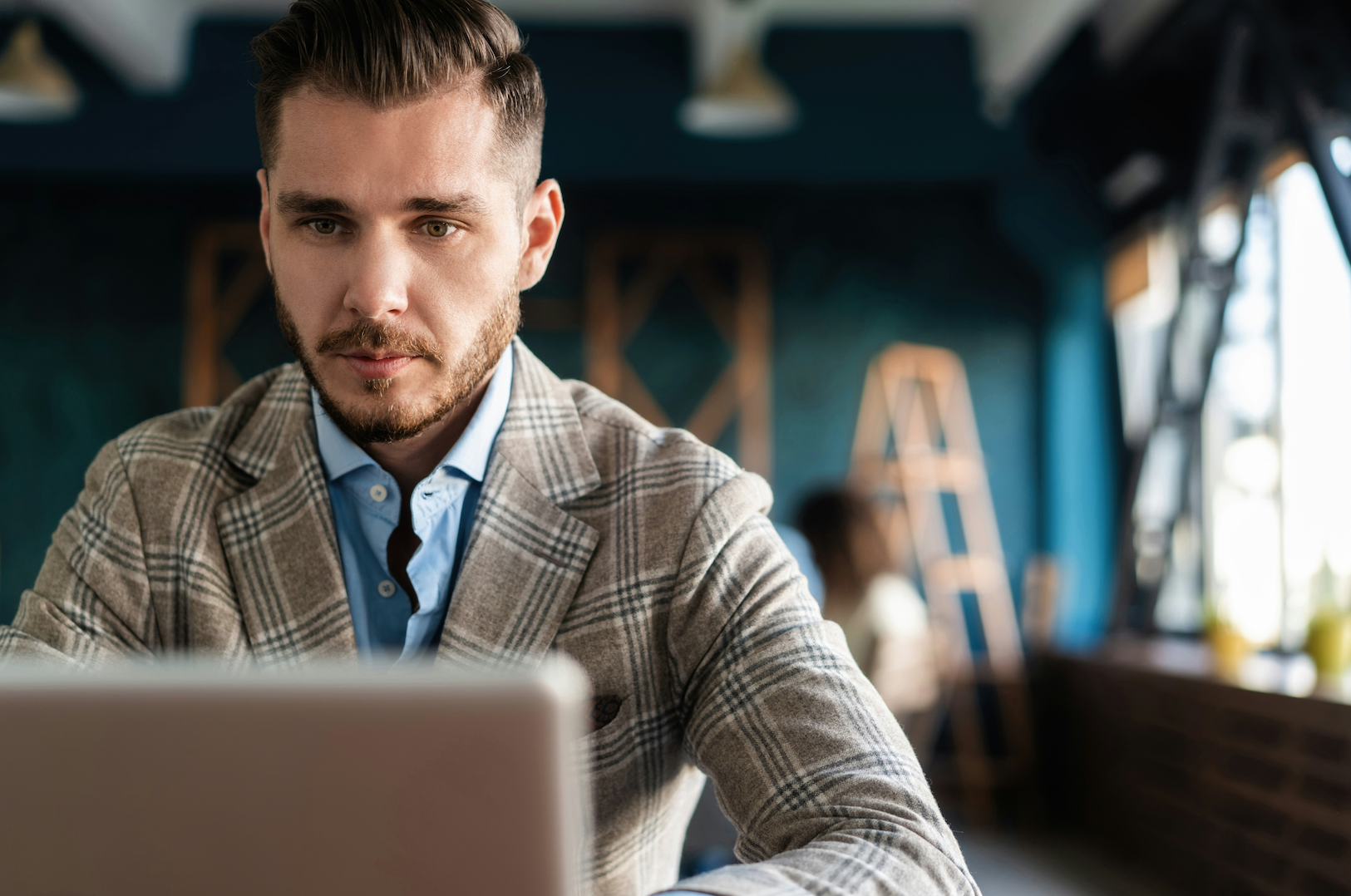 Most Advisors Don’t Fail. They Flatten.