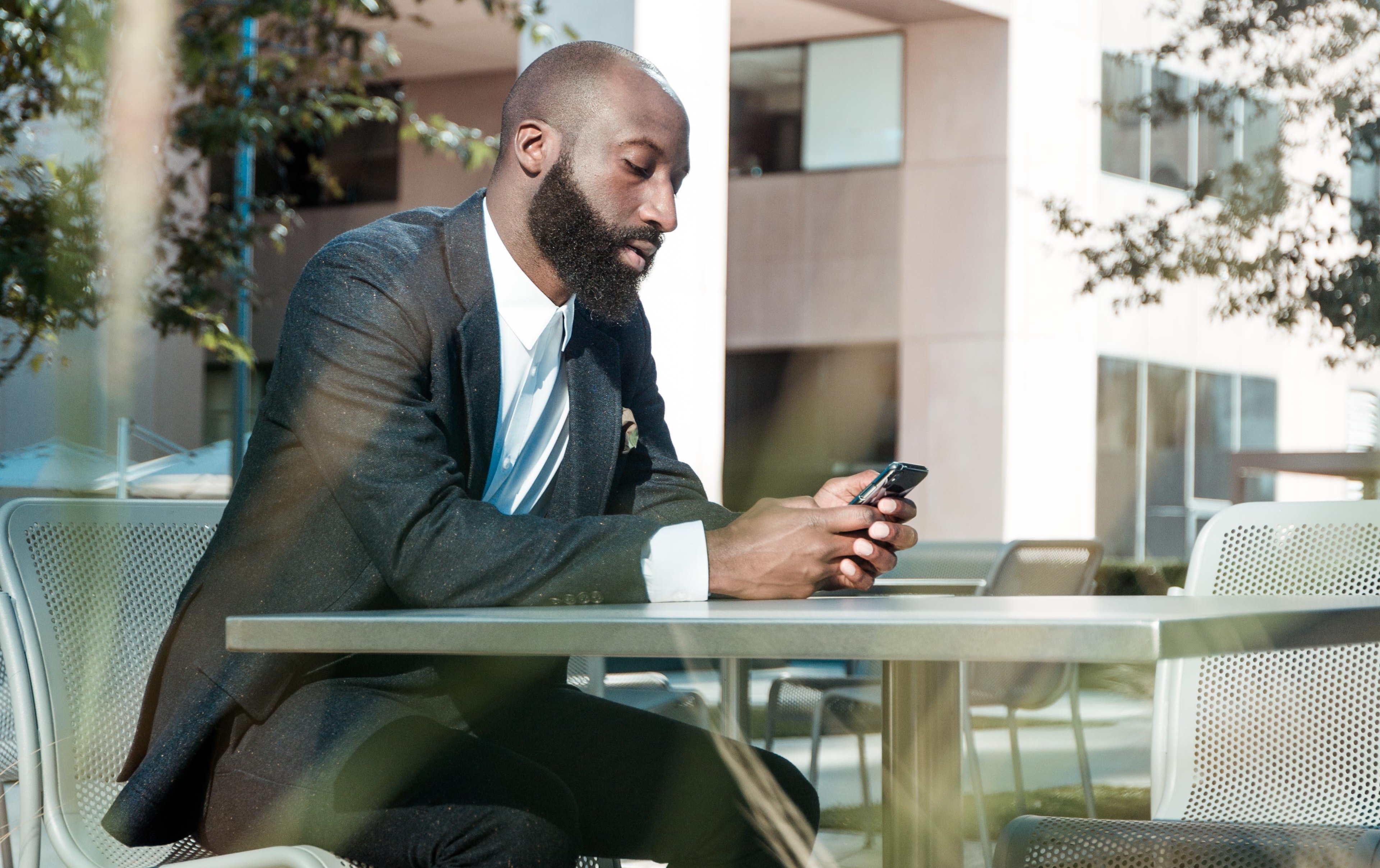 Finding the Minimum Effective Dose for Advisor Marketing