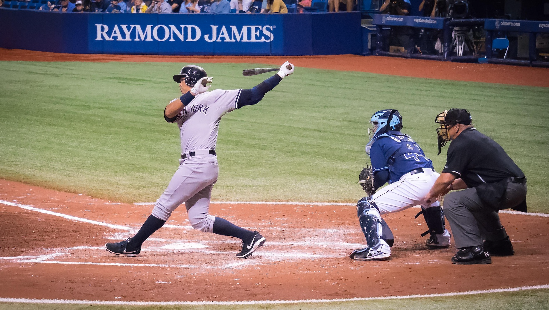 Moneyball & Markets: How Baseball’s Wealth Reflects America’s Economy