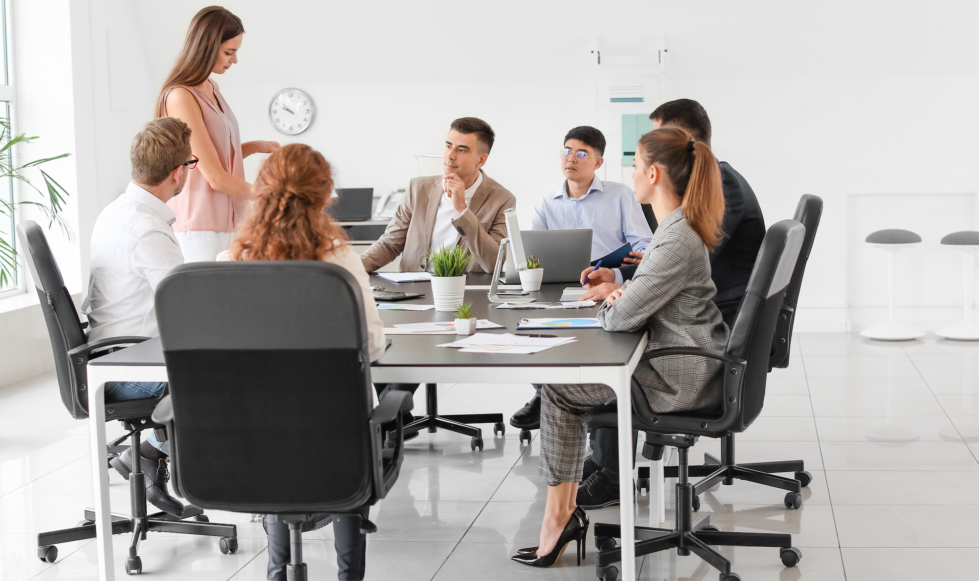 6 Strategies for a Thriving and Positive Team Office Environment