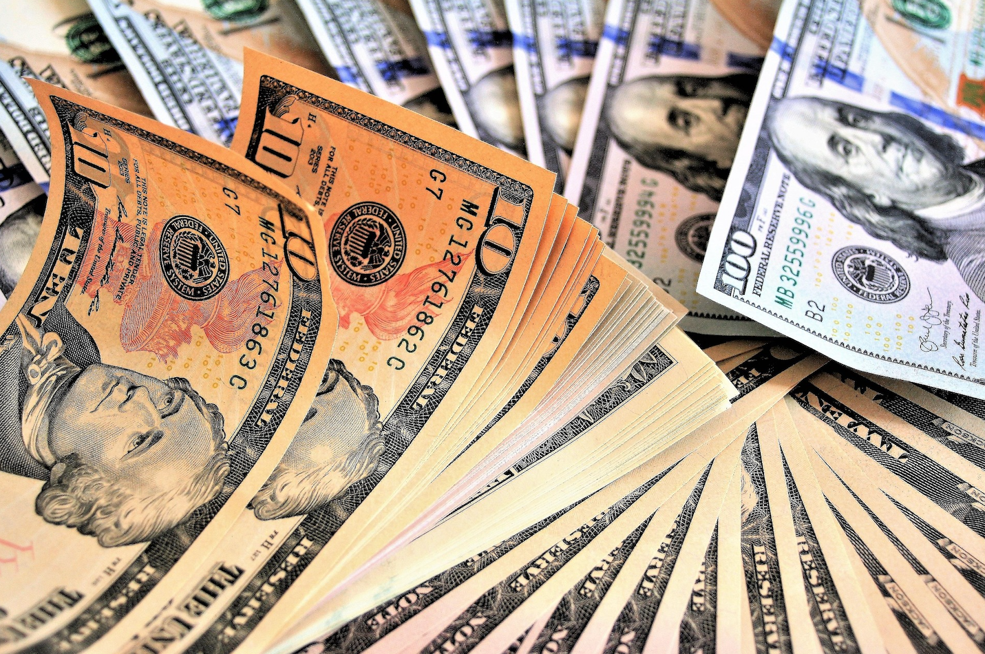 Are You Holding Too Much Cash? The Line Between Safety and Missed Opportunity