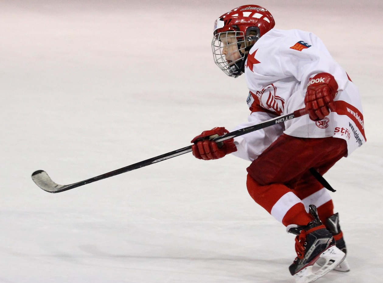 Hockey vs. Markets: The Risk of Playing “Dump and Chase”