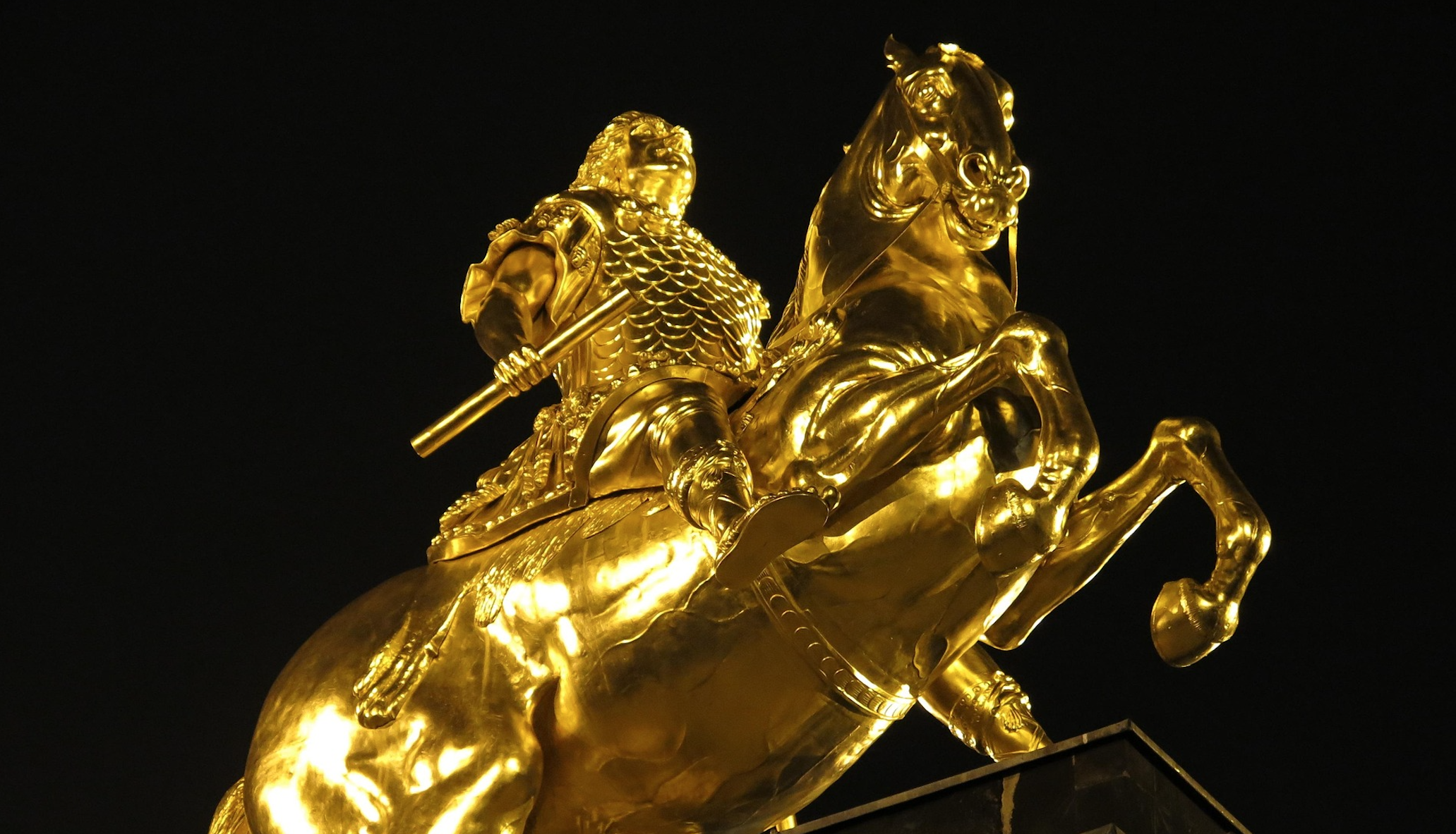 Are We Witnessing Gold’s Last Stand? Reversals, Resistance, and What’s Next