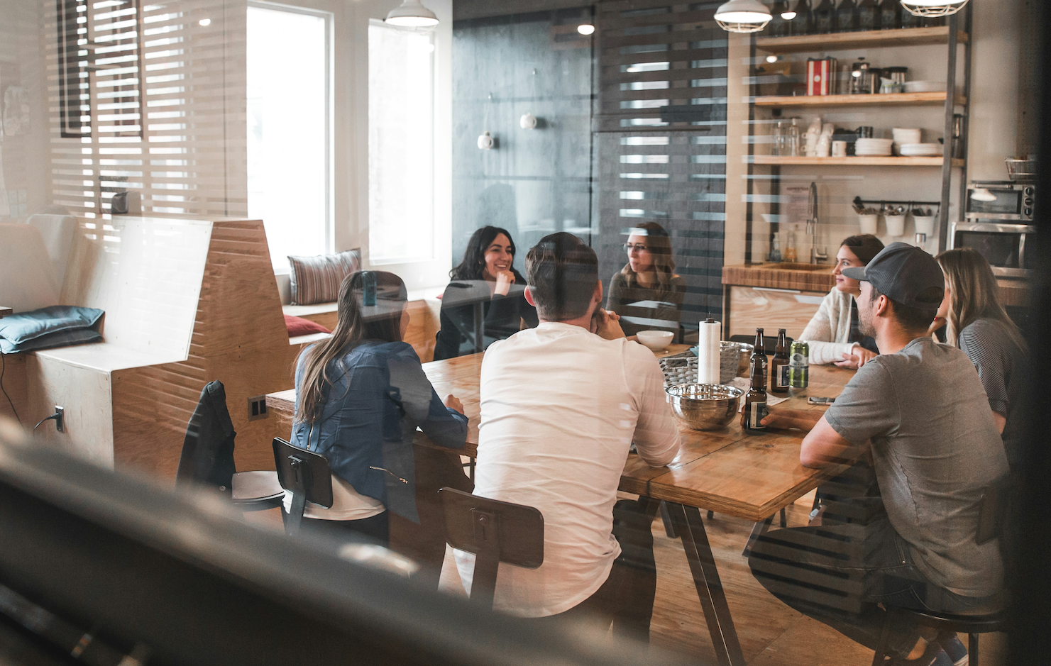 The Employee Experience Advantage: How Engaged Teams Create Loyal Customers and Bigger Profits