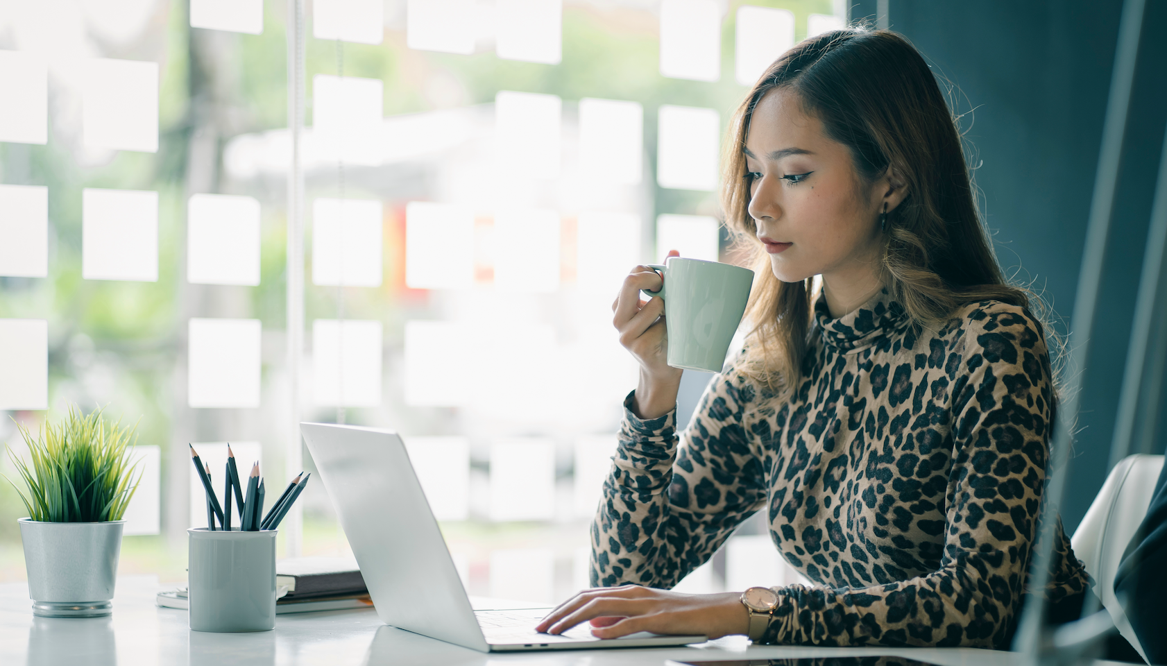 How to Stay Top of Mind with Prospects Who Have an Advisor