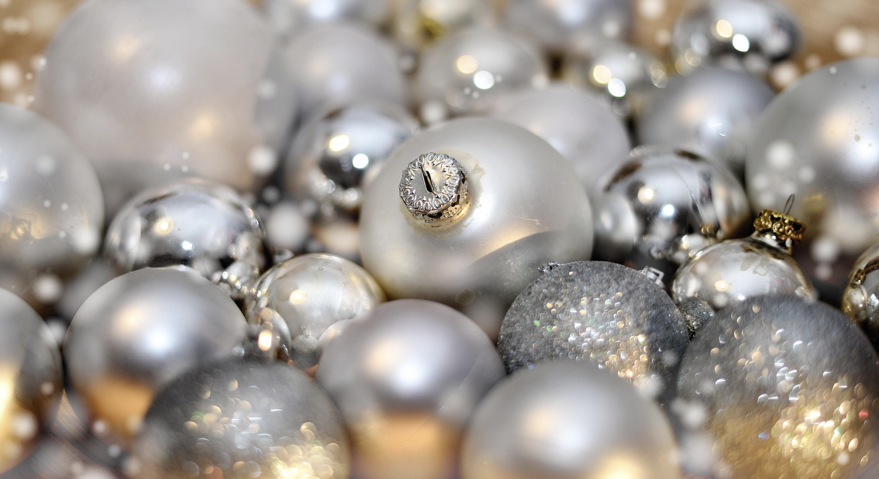 Silver’s Parabolic Run Looks Familiar: Two Historical Surges—and How They Ended