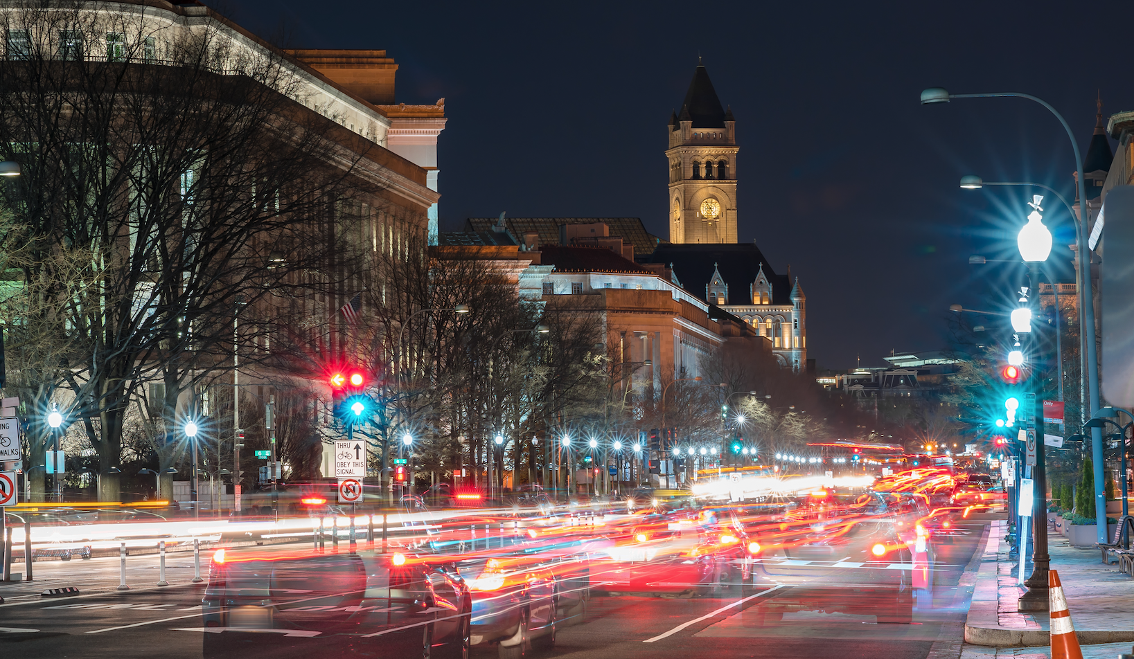 Deficit Spending Keeping the Economy Out of Recession
