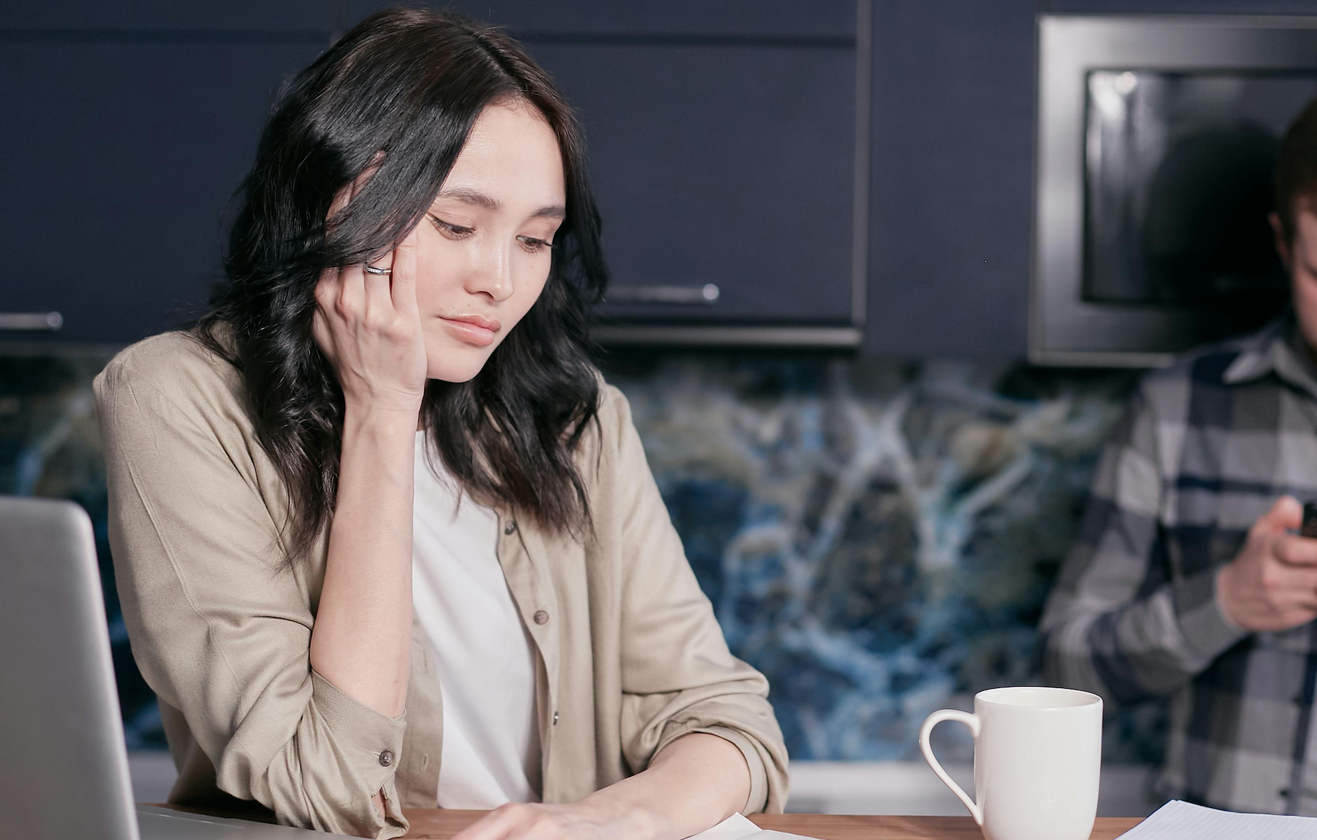 Strategies for Managing Student Loan Debt While Saving for Retirement
