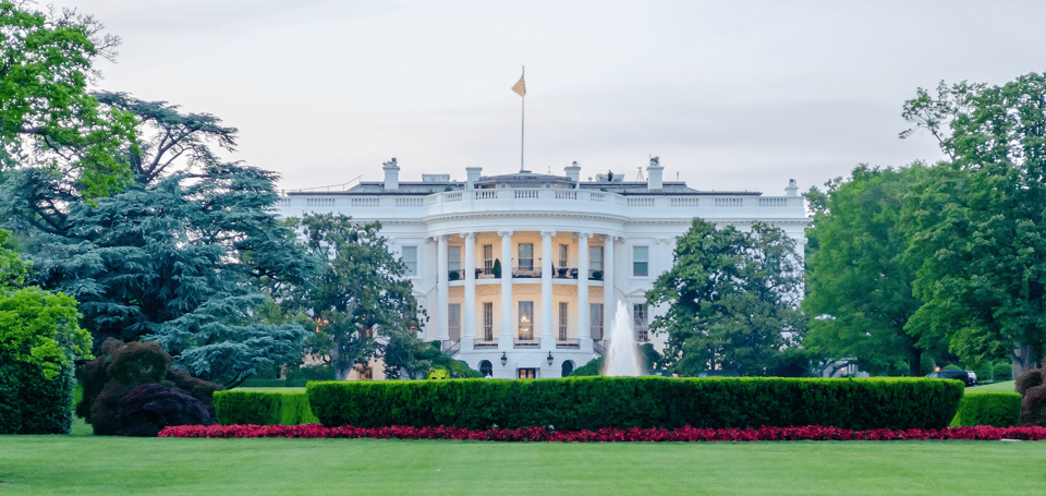 Why The Presidency Has Become So Weak — In Serving the Public
