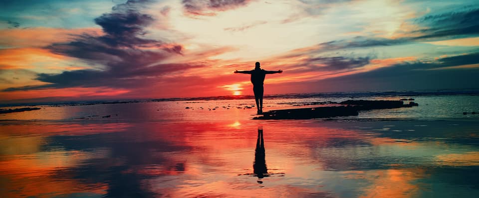 The Consequences of Being Early vs. Being Late