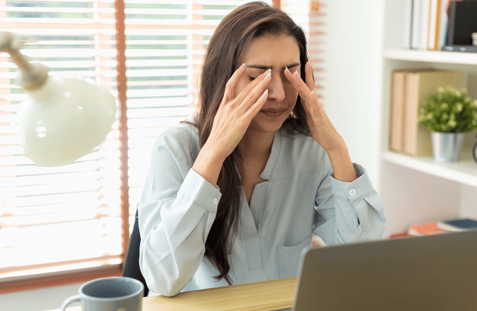 Customer (Dis)Service: Bold Mistakes That Drive Customers Away